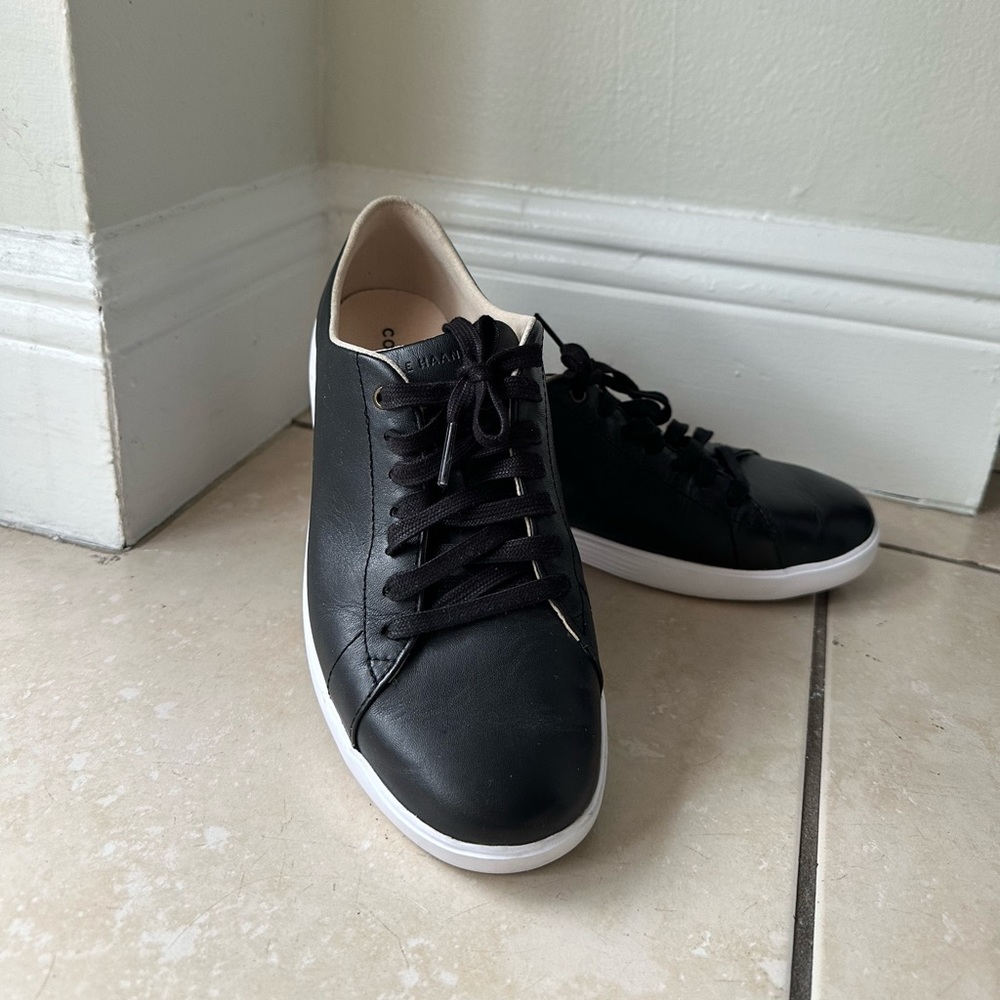 Cole Haan women’s Grand Crosscourt sneakers Black leather size 7.5